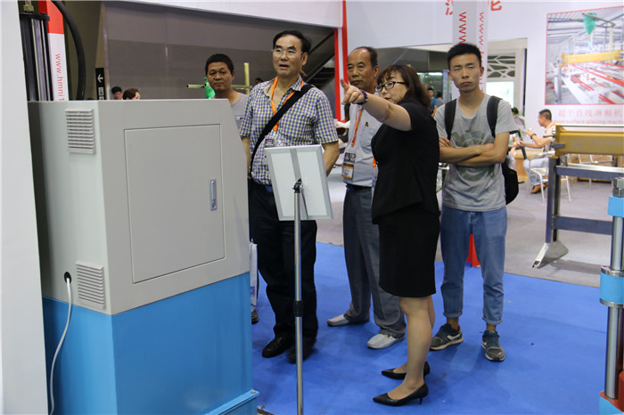 咸陽華星泵業(yè)參加第30屆陶瓷工業(yè)展圓滿成功7 咸陽華星泵業(yè)參加第30屆陶瓷工業(yè)展圓滿成功7